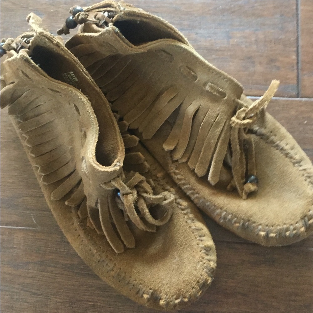 Minnetonka Fringe Brown Leather Suede Back Zip Softsole Boot - Size 6.5